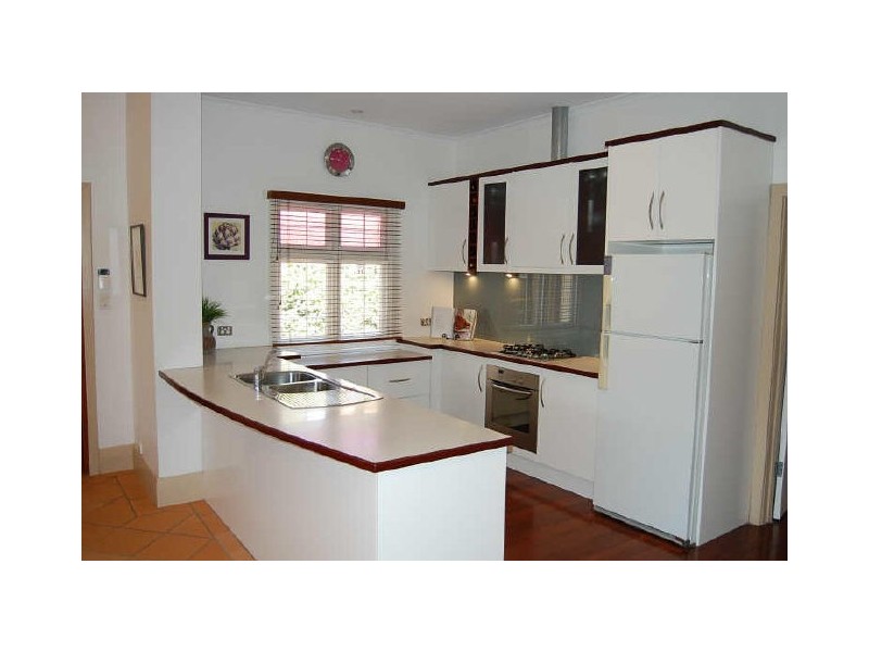 32 Sturt Street, Glenelg North SA 5045