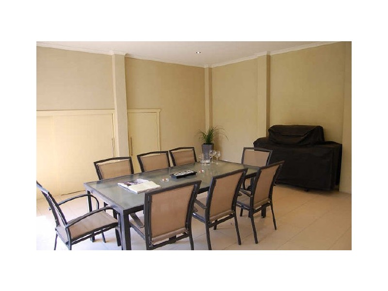 32 Sturt Street, Glenelg North SA 5045