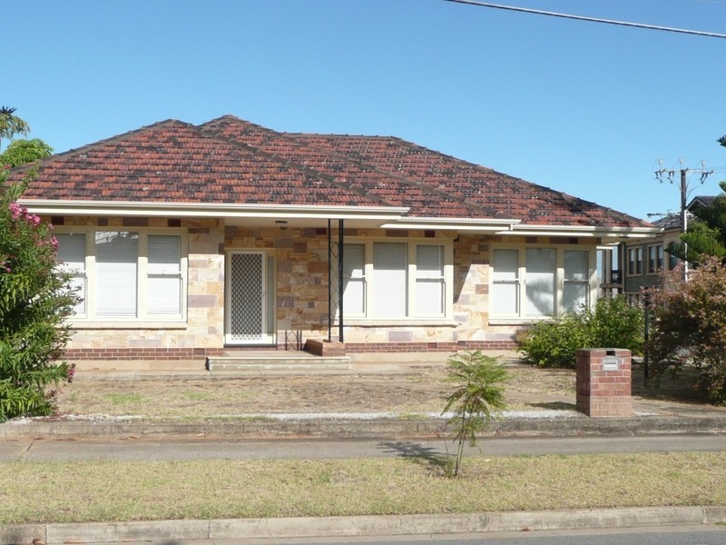 2 Prior Avenue, Seaton SA 5023