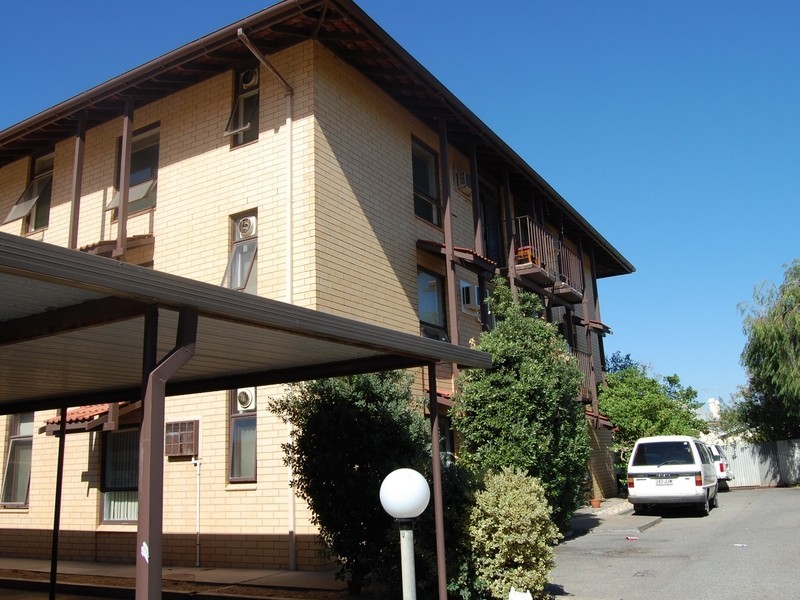 18/14 Broadway, Glenelg South SA 5045