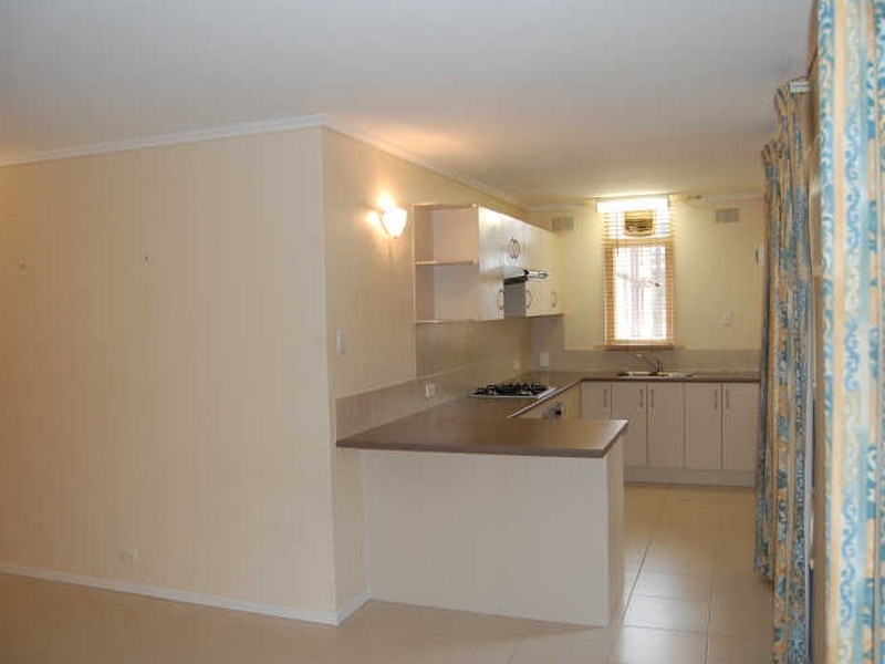 18/14 Broadway, Glenelg South SA 5045