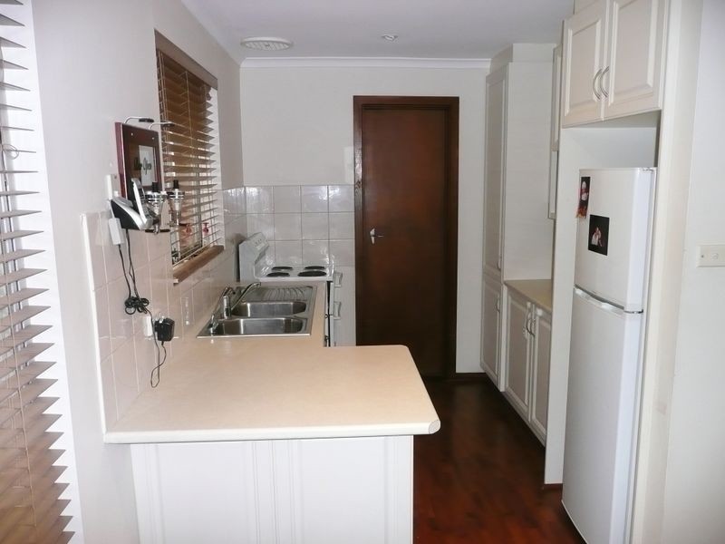 8 Alice Crescent, Morphett Vale SA 5162