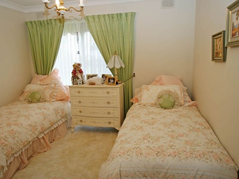 31 Bellevue Drive, Bellevue Heights SA 5050