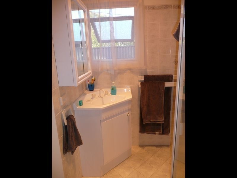 19 Raggatt Crescent, Mitchell Park SA 5043