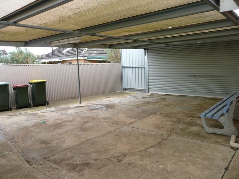 19 Raggatt Crescent, Mitchell Park SA 5043