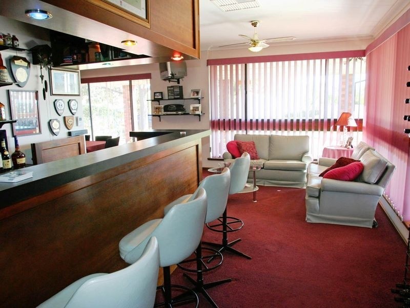 1 Adare Walk, Bellevue Heights SA 5050