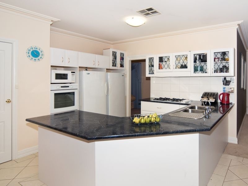 7 Ironbark Avenue, Flagstaff Hill SA 5159