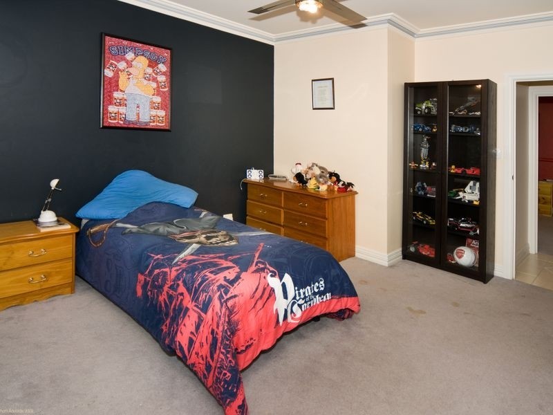 7 Ironbark Avenue, Flagstaff Hill SA 5159