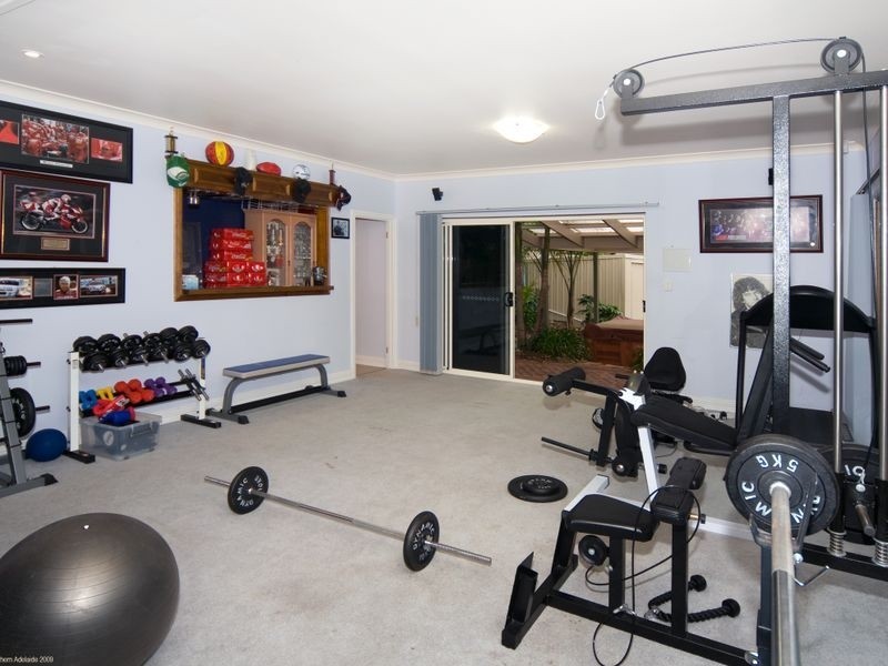 7 Ironbark Avenue, Flagstaff Hill SA 5159