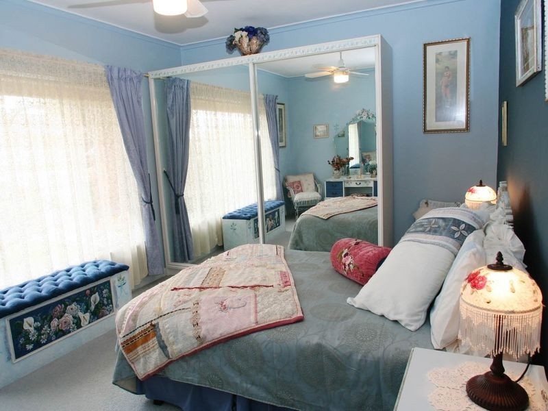 31 Campbell Drive, Para Hills SA 5096