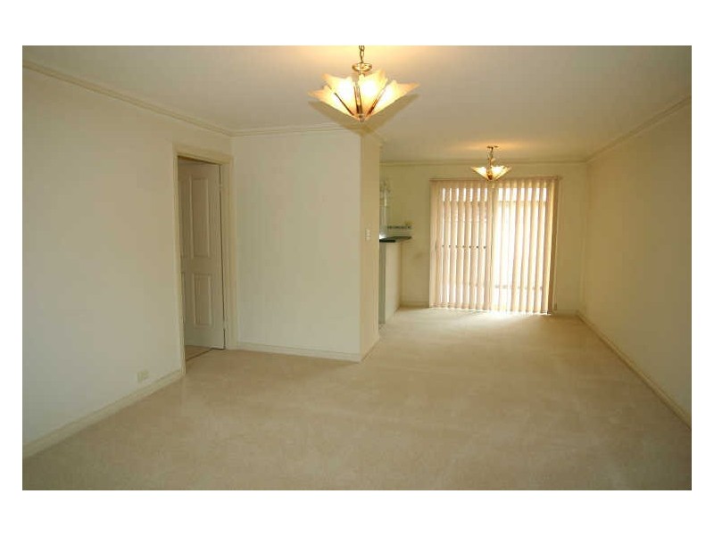 2/15 Dunrobin Road, Hove SA 5048