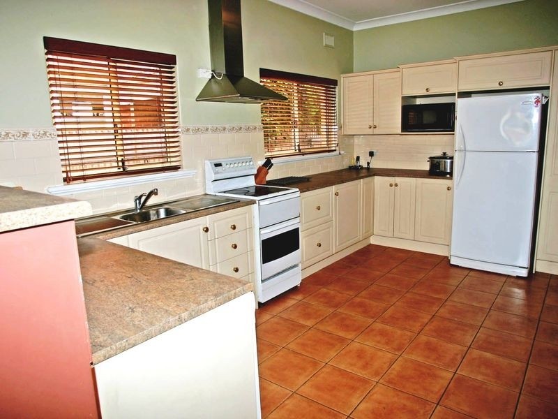 15 Riesling Avenue, Glengowrie SA 5044
