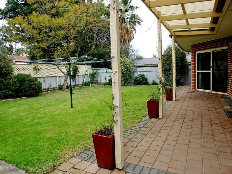 15 Riesling Avenue, Glengowrie SA 5044