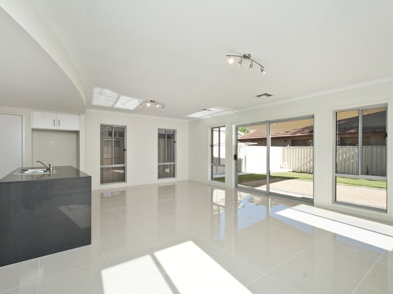 55A Mitton Avenue, Henley Beach SA 5022