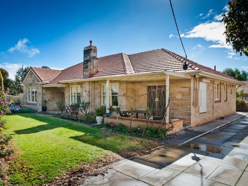 18 Wattle Avenue, Hove SA 5048