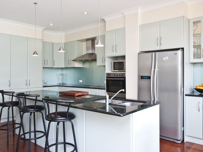 18 Wattle Avenue, Hove SA 5048