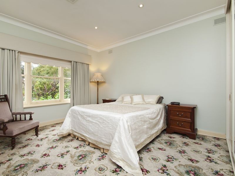 18 Wattle Avenue, Hove SA 5048