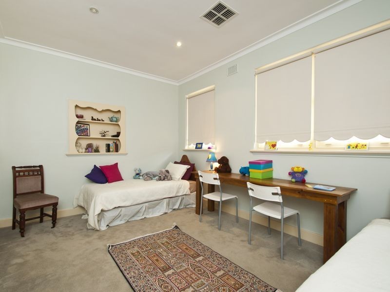 18 Wattle Avenue, Hove SA 5048