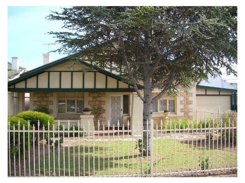 14 Lapthorne Street, Glenelg East SA 5045
