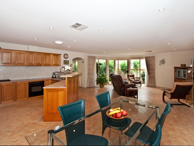 14 Oraston Avenue, Brighton SA 5048