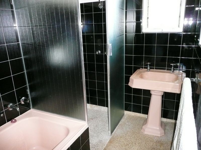 2A Wendover Walk, Glengowrie SA 5044