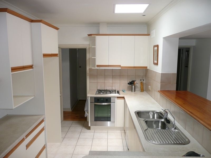 42 Finniss Street, Marion SA 5043