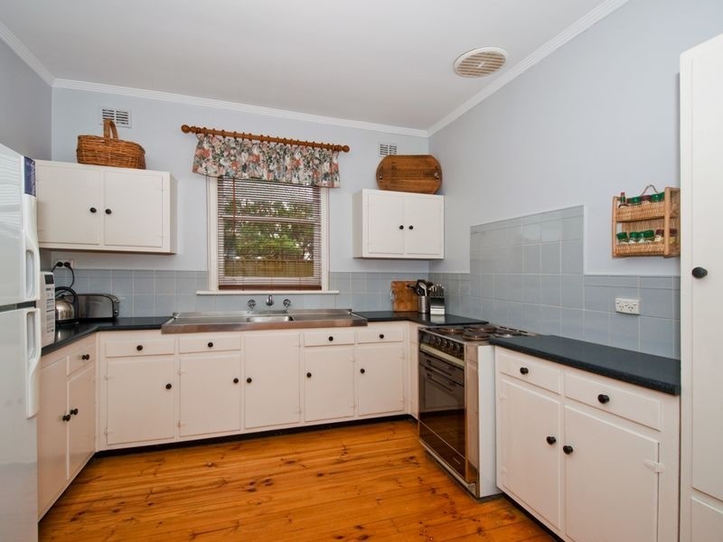 3 Melanto Terrace, Marion SA 5043
