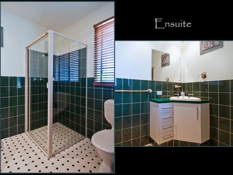 15 Planters Drive, Hallett Cove SA 5158