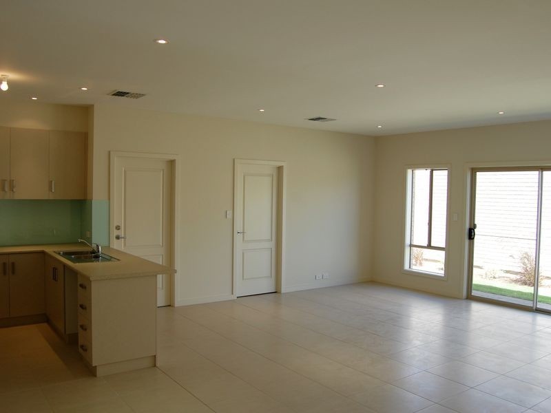 18-18A-18B Keynes Avenue, Warradale SA 5046
