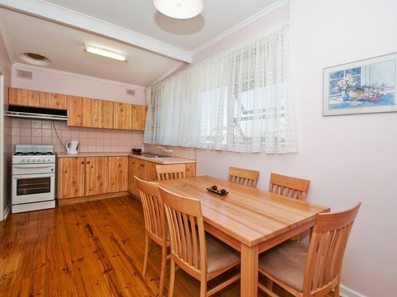 6 Fetlar Avenue, Marion SA 5043