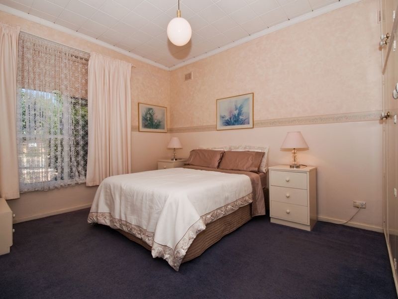 6 Fetlar Avenue, Marion SA 5043