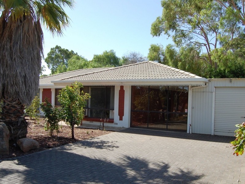 91 Kenihans Road, Happy Valley SA 5159