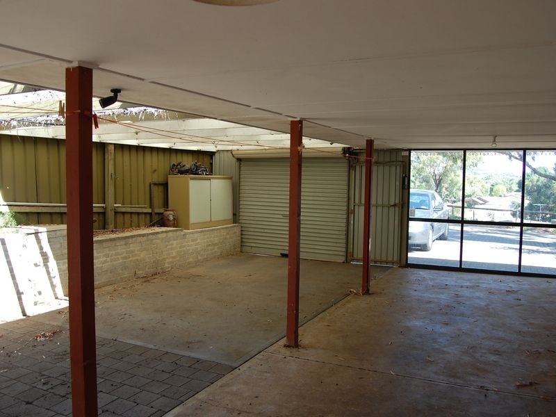 91 Kenihans Road, Happy Valley SA 5159