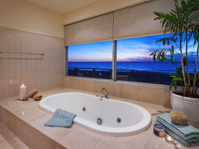 17 Seaview Road, Tennyson SA 5022