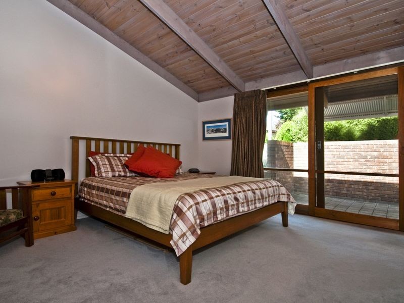 51 York Drive, Flagstaff Hill SA 5159