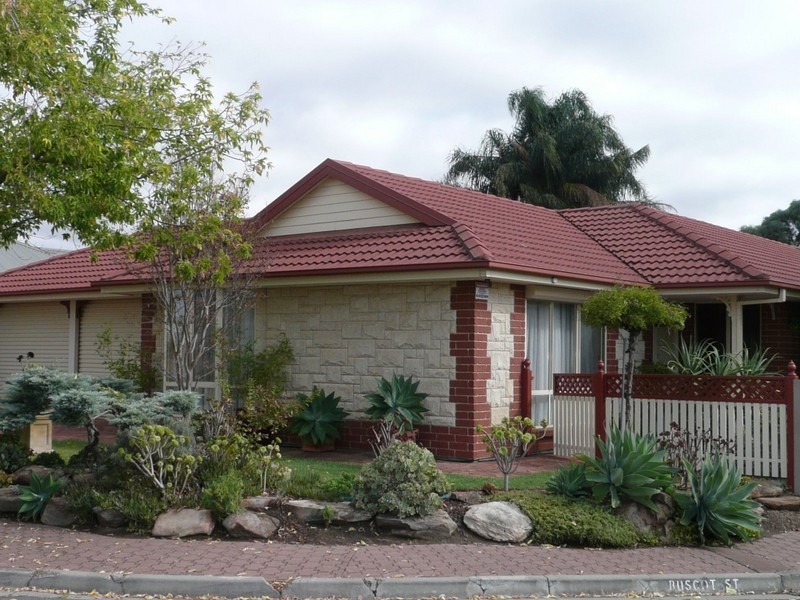 20 Lord Howe Avenue, Oakden SA 5086