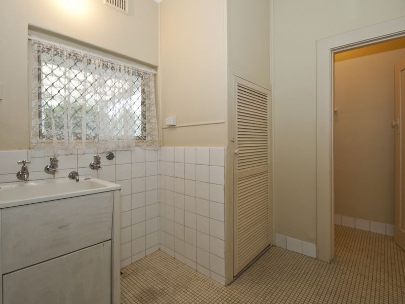 27 Stonehouse Avenue, Camden Park SA 5038