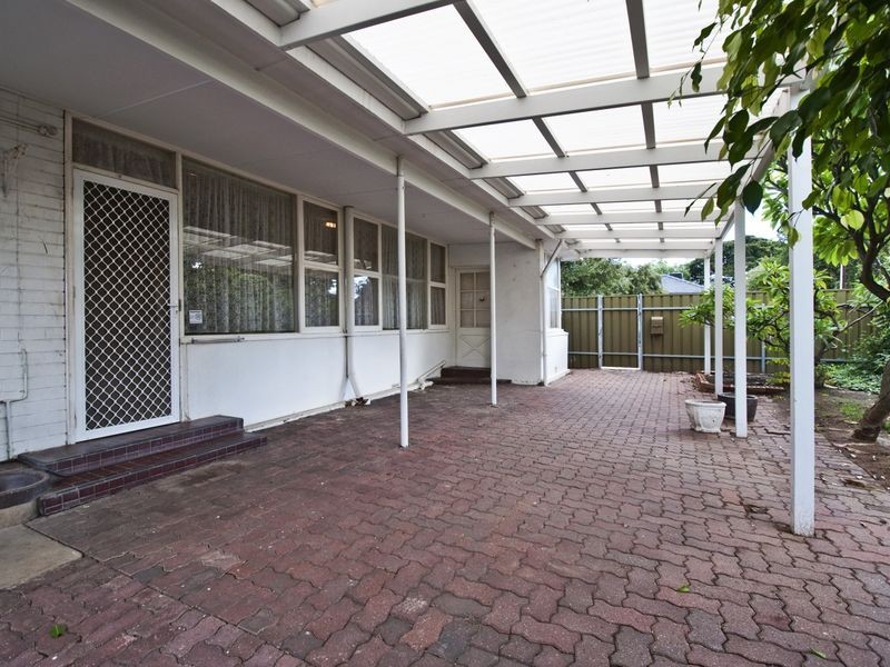 27 Stonehouse Avenue, Camden Park SA 5038