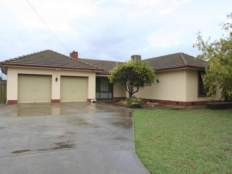 1 Lucerne Grove, Findon SA 5023