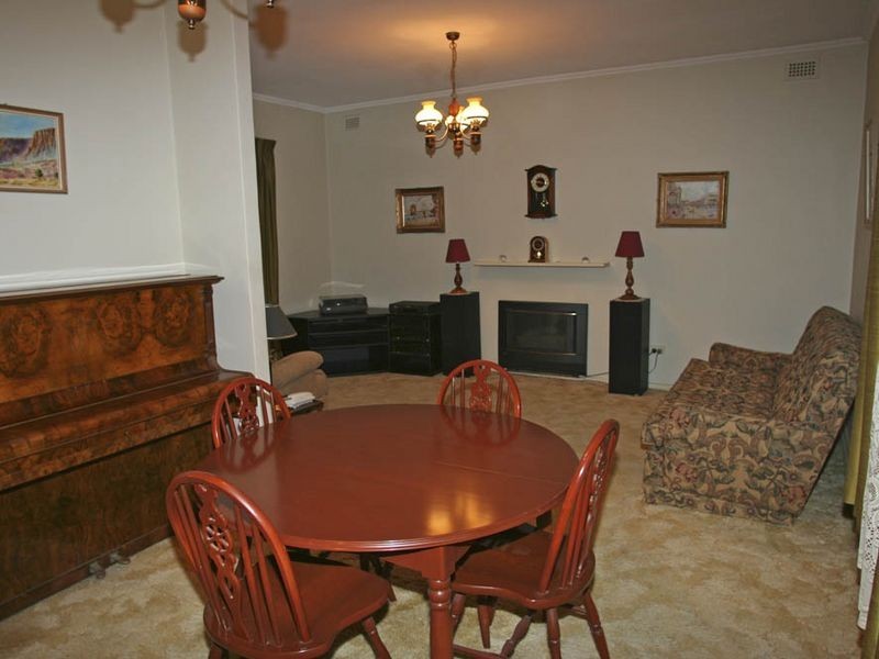 1 Lucerne Grove, Findon SA 5023