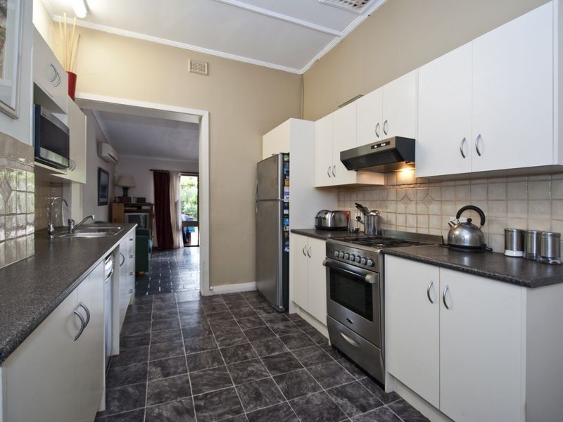 20 Wattle Avenue, Hove SA 5048