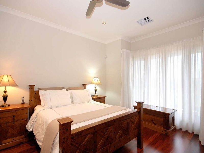 2 Sugar Court, Flagstaff Hill SA 5159