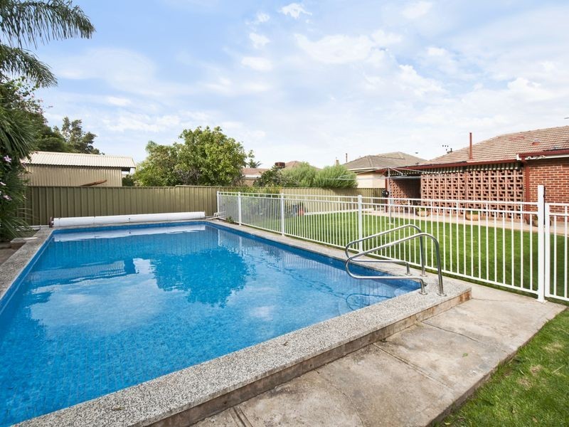 64 Oaklands Road, Somerton Park SA 5044