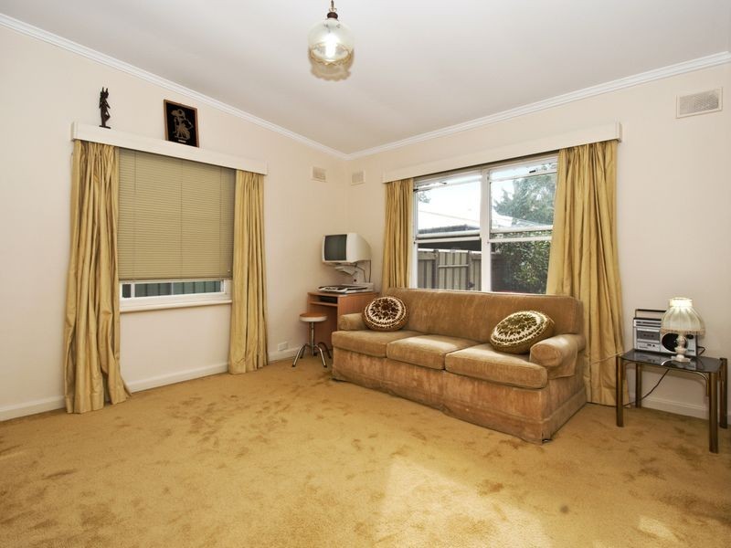 64 Oaklands Road, Somerton Park SA 5044