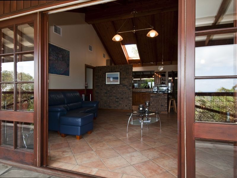 40 Highland Drive, Bellevue Heights SA 5050