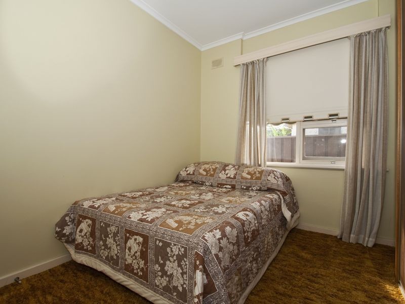 18 Tilbrook Crescent, South Brighton SA 5048