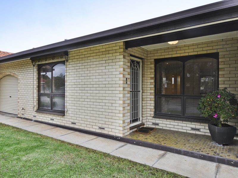 2/12 Golfers Avenue, Seaton SA 5023