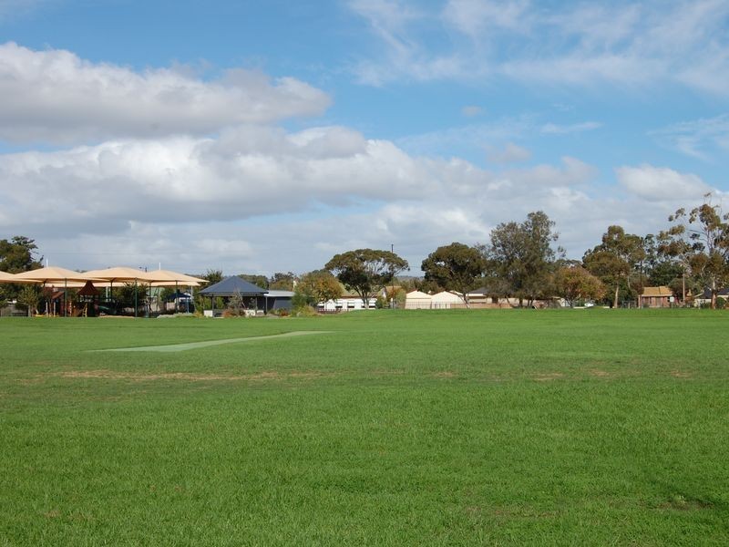 28 Pildappa Avenue, Park Holme SA 5043