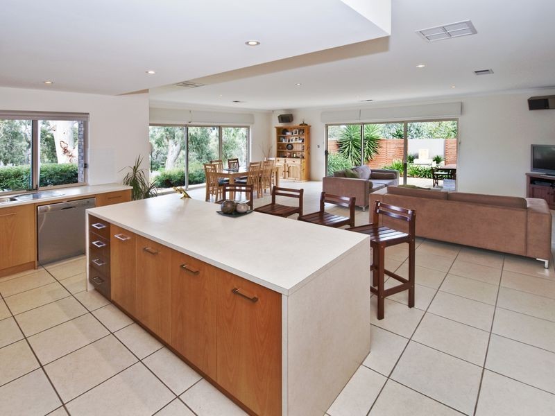 4 Craigburn Farm Circuit, Craigburn Farm SA 5051