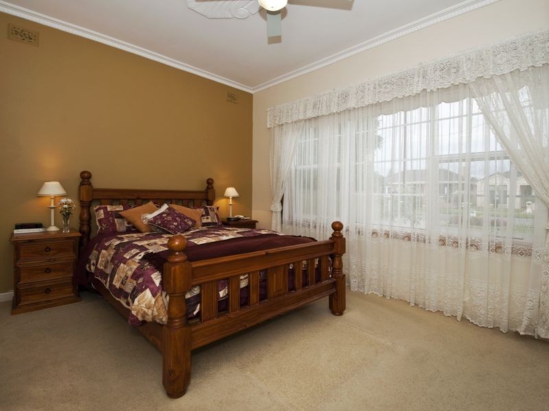 8 Brooklyn Avenue, Glenelg North SA 5045